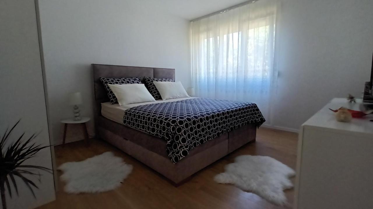 Leona Apartment-Perfect For Four Σπλιτ Εξωτερικό φωτογραφία