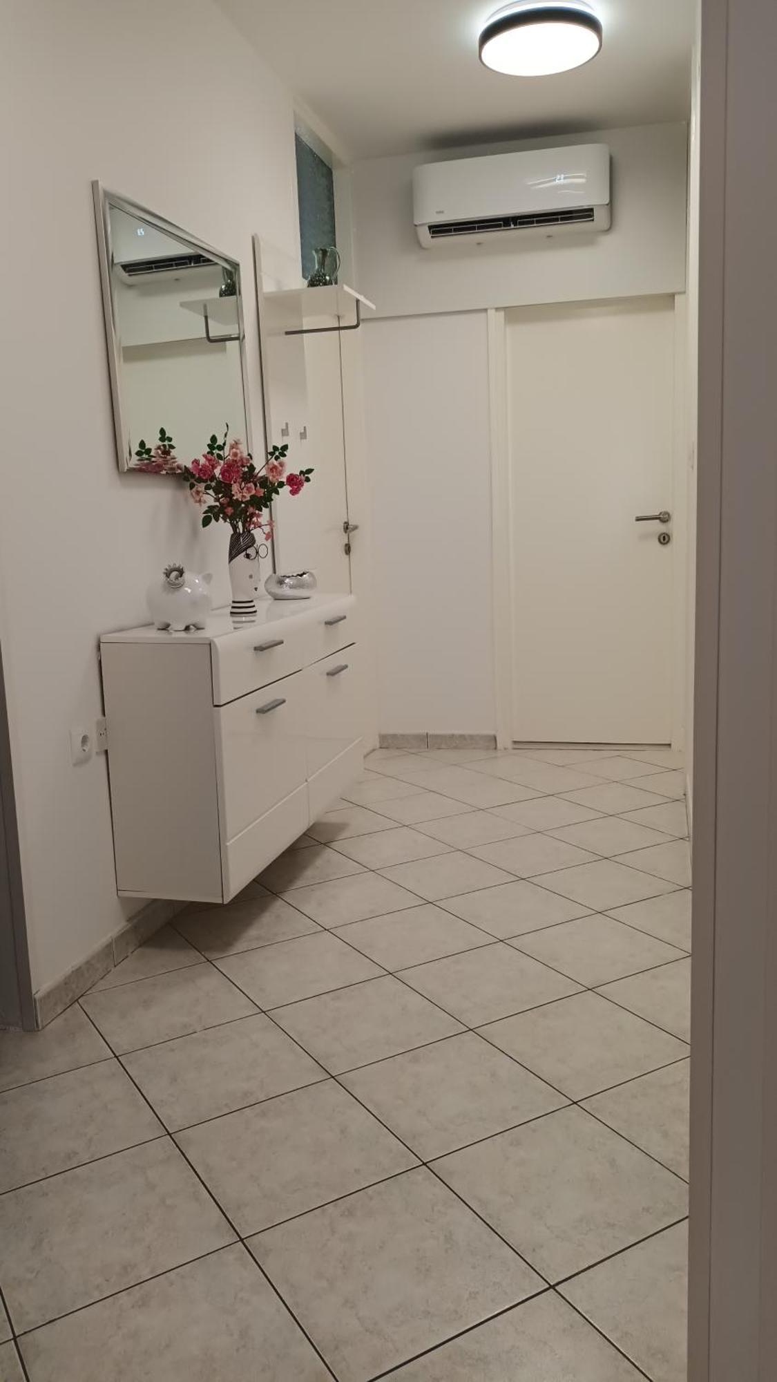 Leona Apartment-Perfect For Four Σπλιτ Εξωτερικό φωτογραφία