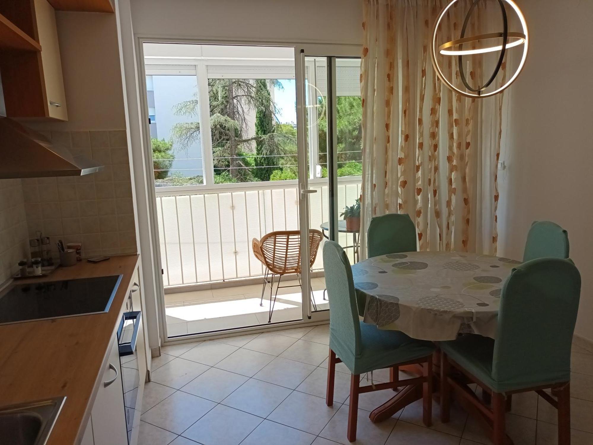 Leona Apartment-Perfect For Four Σπλιτ Εξωτερικό φωτογραφία